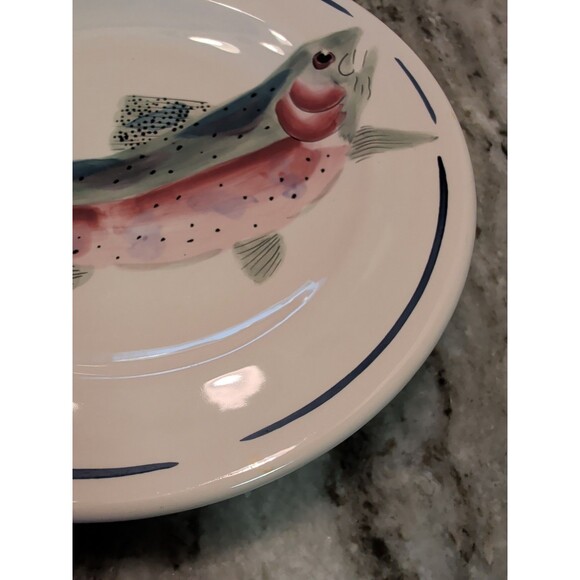 VINTAGE SARAH PETERSON RAINBOW TROUT SERVING PLATE 9” SIGNED CARLISLE HARTSTONE - Picture 4 of 5